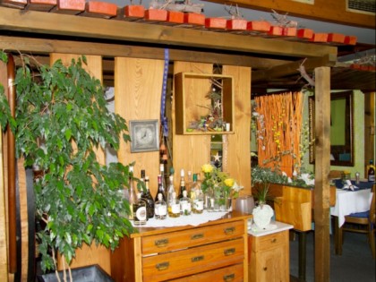 照片: Weinstube zum Pfauen